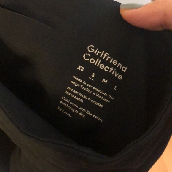 Girlfriend Collective | Black High Rise Leggings - Picture 4 of 6